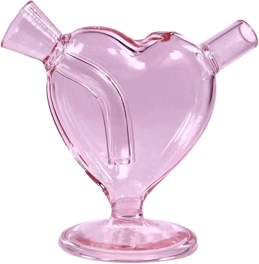 Why Heart Bongs Make the Perfect Gift for Smoking Enthusiasts?